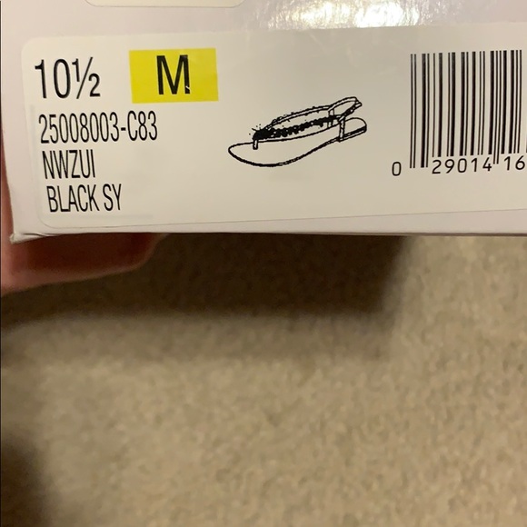 EUC Nine West embellished sandals - size 10.5m - Picture 7 of 7